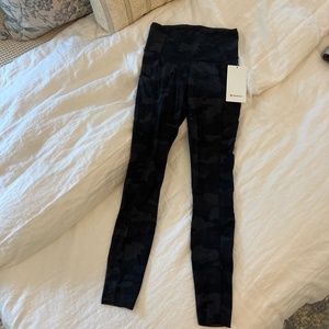 Lululemon Fast and Free HR tight